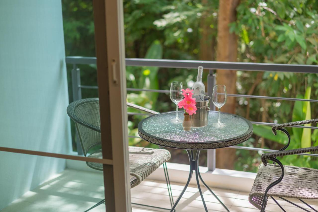 Hill Side Karon Kata Beach Condo Phuket Exteriör bild