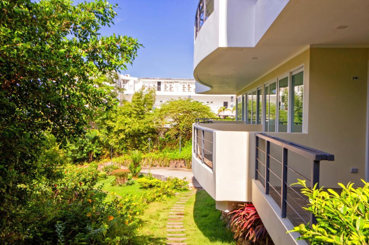 Hill Side Karon Kata Beach Condo Phuket Exteriör bild